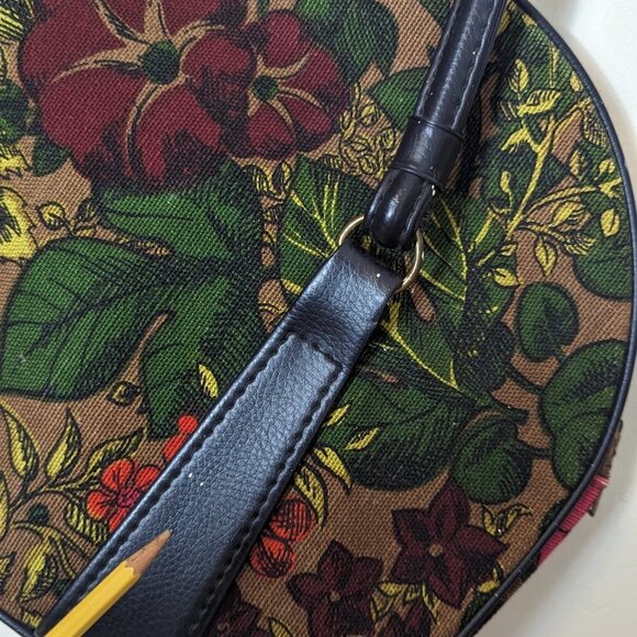 Vintage Celebrity New York MCM 1960's Carpet Bag Tapestry Travel Satchel Floral - Picture 8 of 14